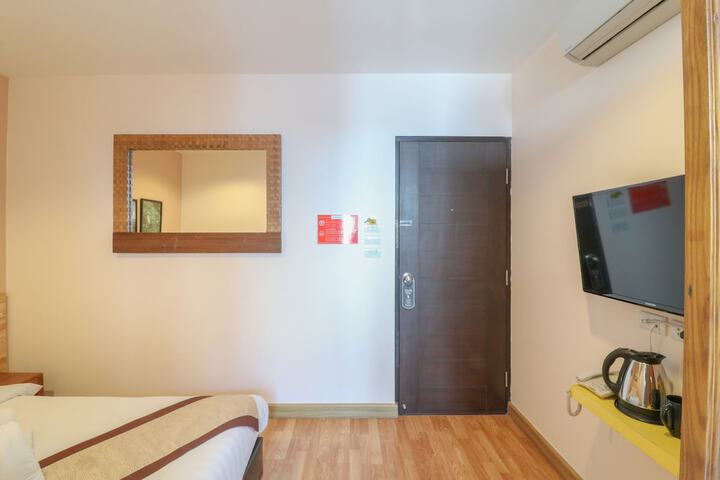 Room 15 of 59
