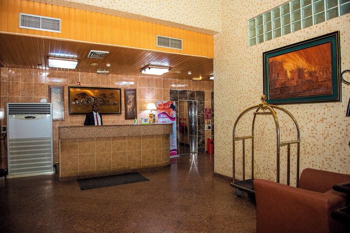 Concierge desk