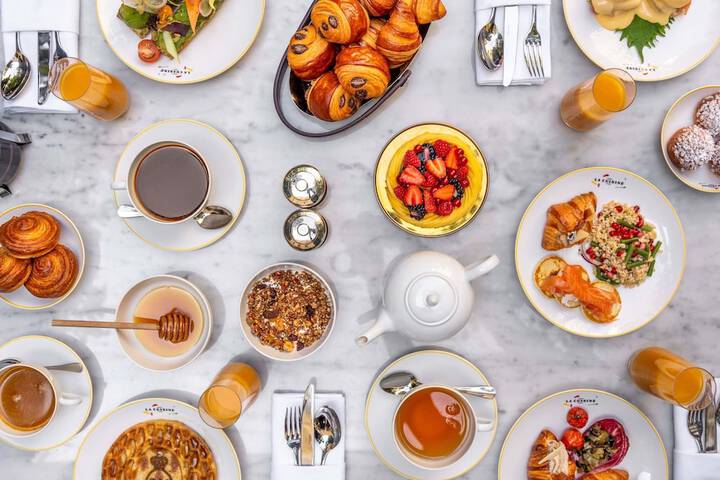 Breakfast/Coffee Service 157 of 261