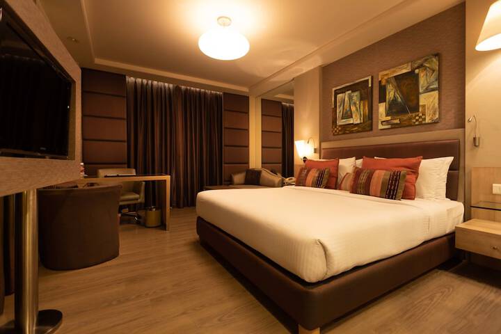 Room 10 of 45