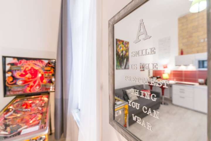 Room 11 of 29