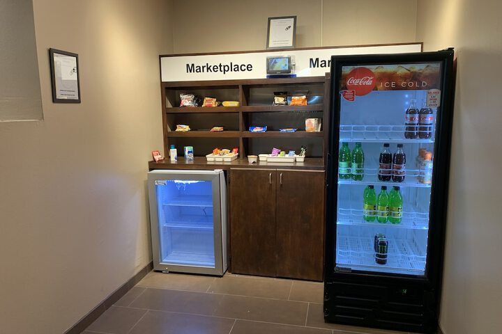 Snack bar