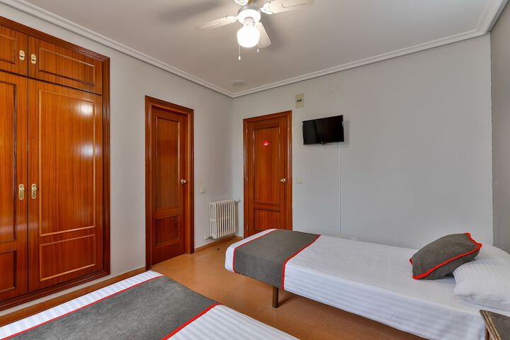 Room 19 of 31