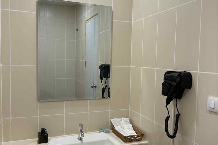 Room 19 of 26