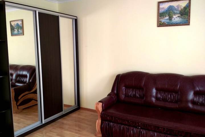 Room 8 of 24