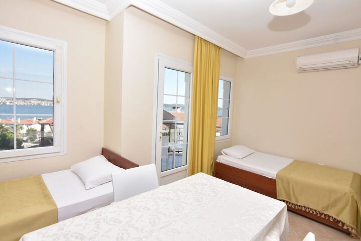 Room 2 of 21