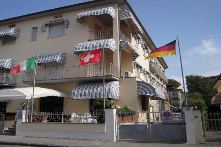 Hotel Perla Del Mare
