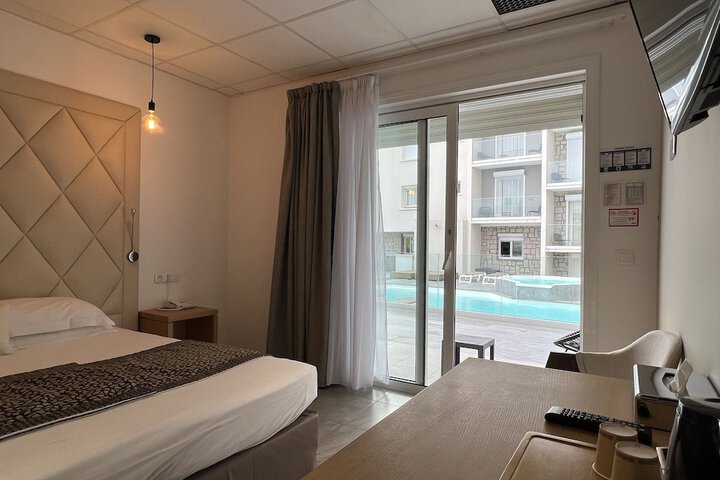 Room 55 of 114