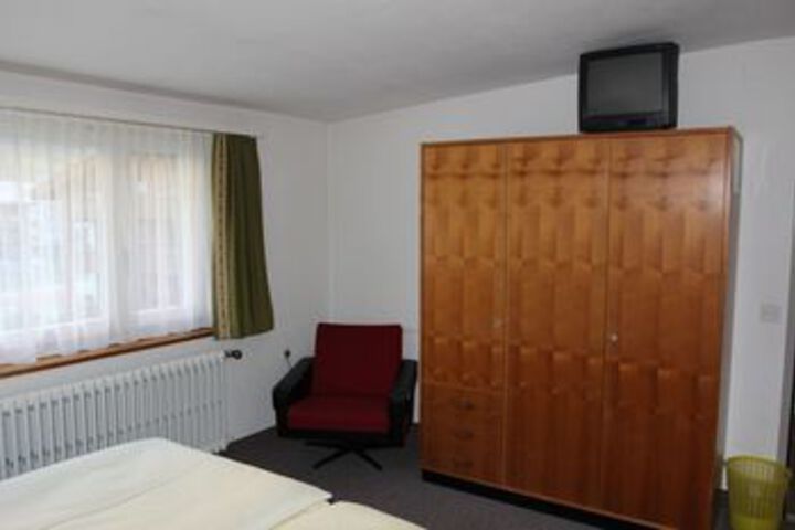 Room 23 of 53