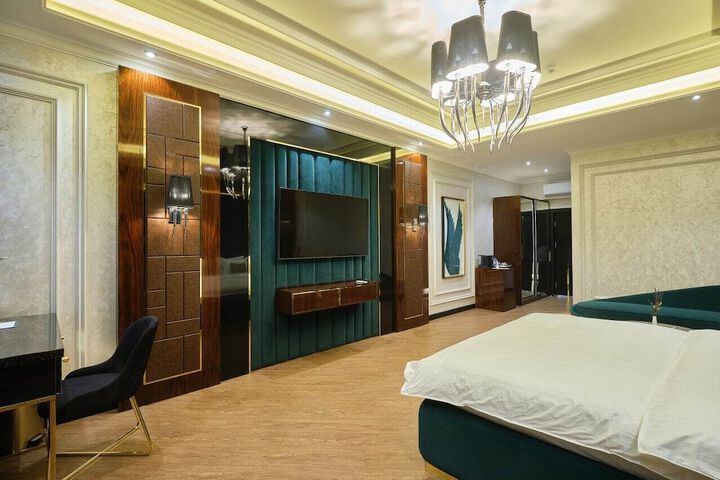 Room 29 of 78