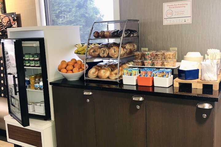 Breakfast buffet