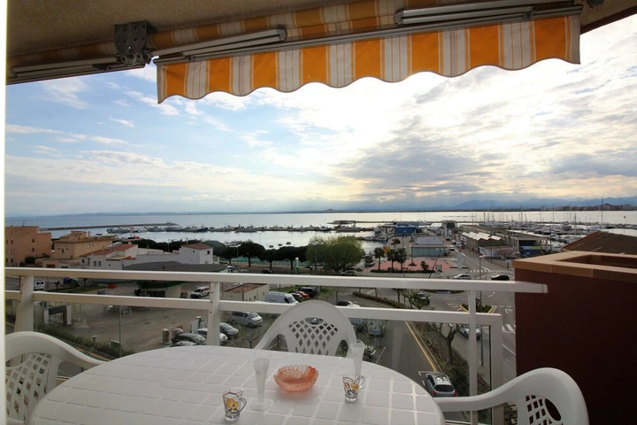 Terrace/Patio 5 of 9