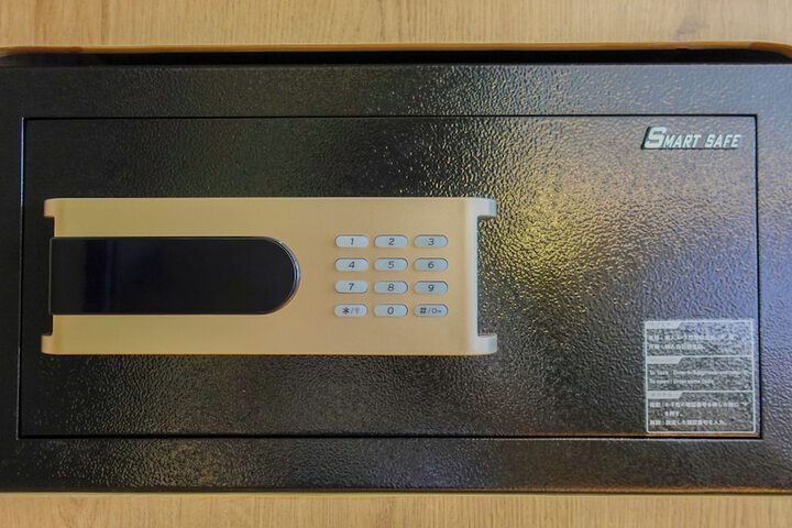 Room 111 of 180