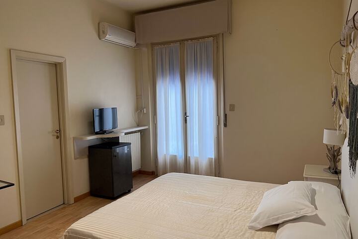 Room 18 of 154