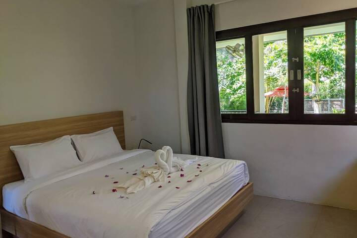 Room 10 of 38