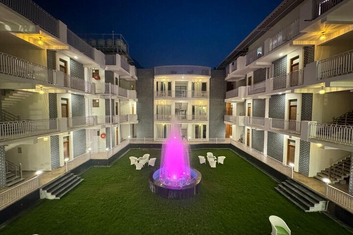 Hotel 37 of 37