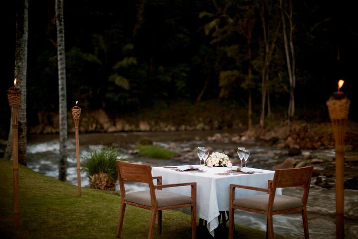 Dining 141 of 198