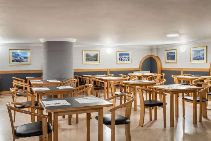 Breakfast/Coffee Service 91 de 129