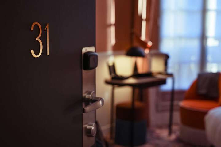 Room 10 of 51