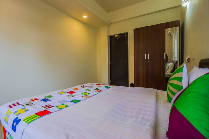 Room 14 of 22