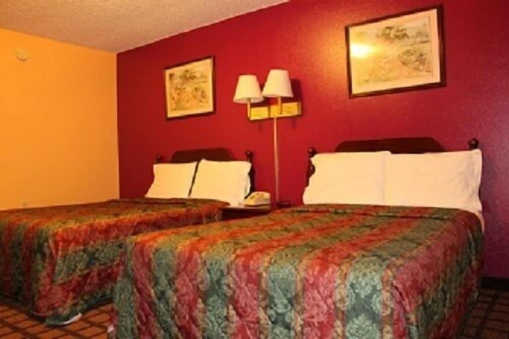 Room 13 of 42