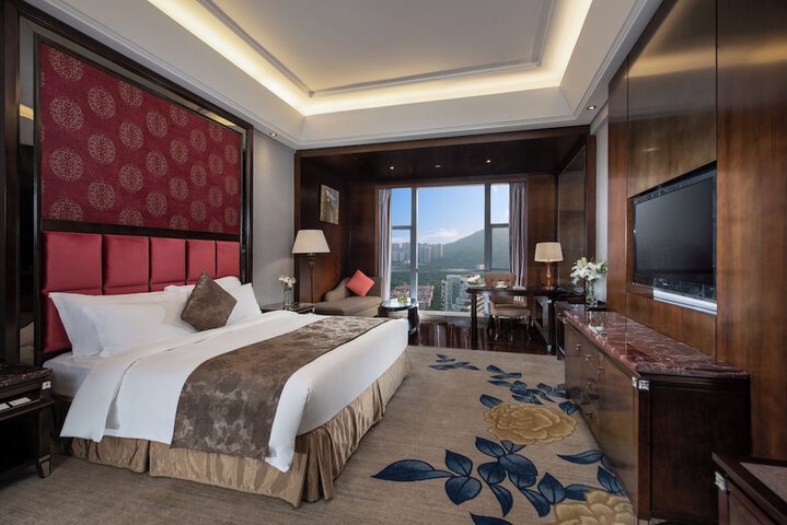 Room 19 of 65