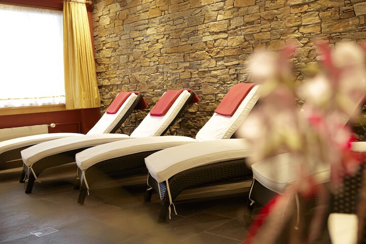 Spa 51 of 83