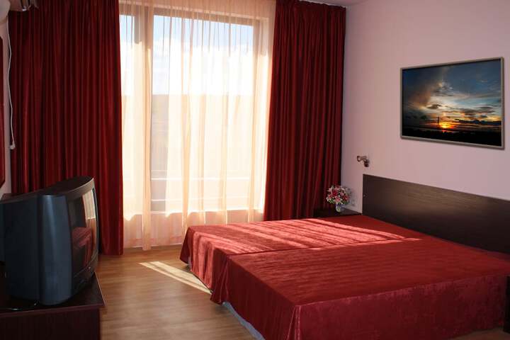Room 14 of 92