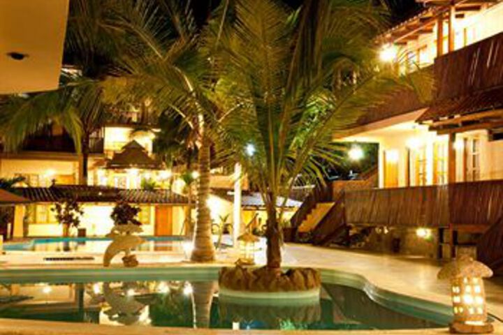 Ballroom/Hall 17 of 35