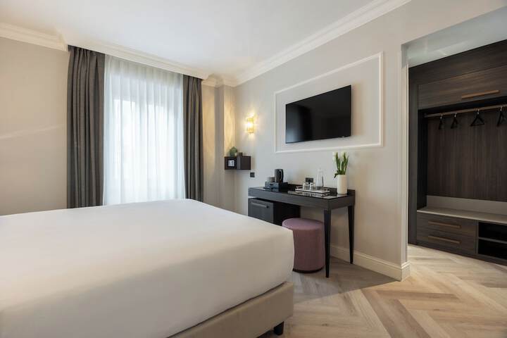 Room 20 of 47