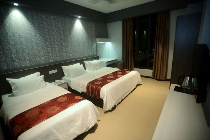 Room 5 of 23
