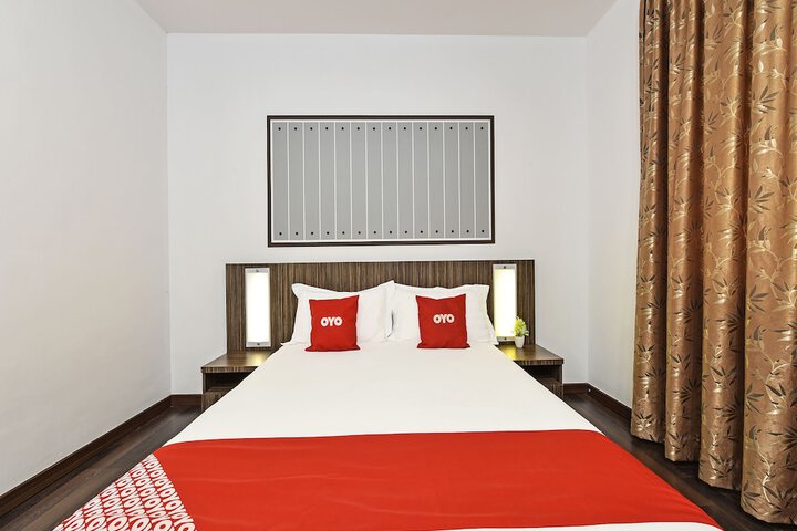 Room 20 of 33