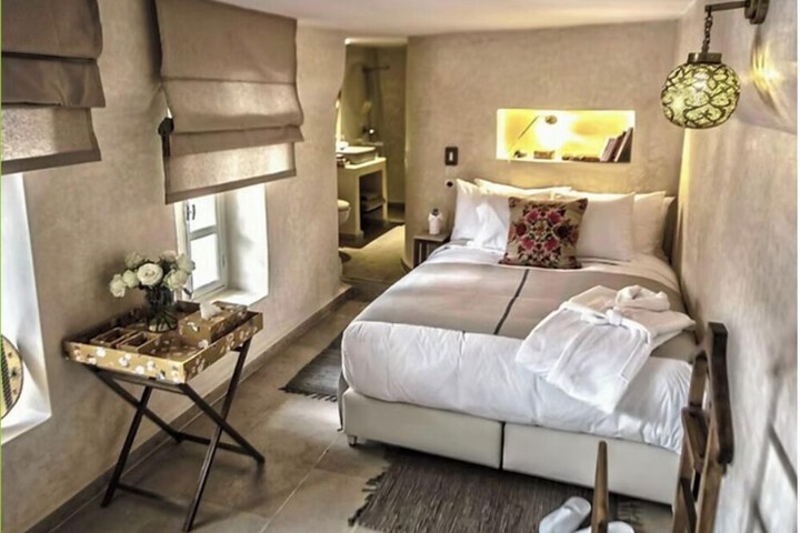 Room 7 of 25
