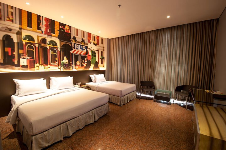 Room 17 of 57