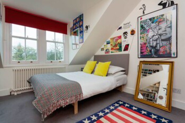 Room 19 of 24