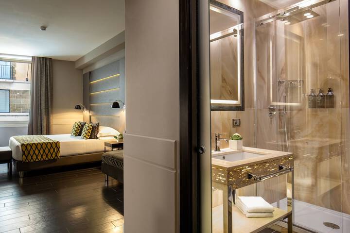 Bath Interior