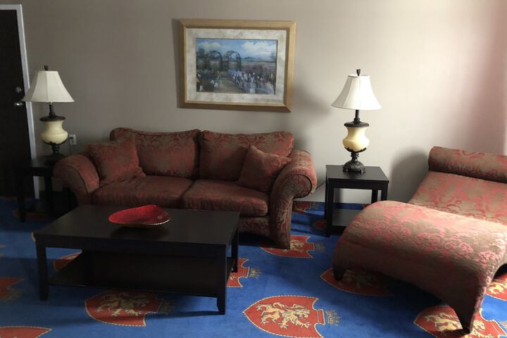 Room 28 of 70