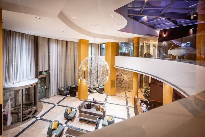 Lobby Entry
