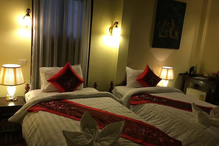Room 6 of 29