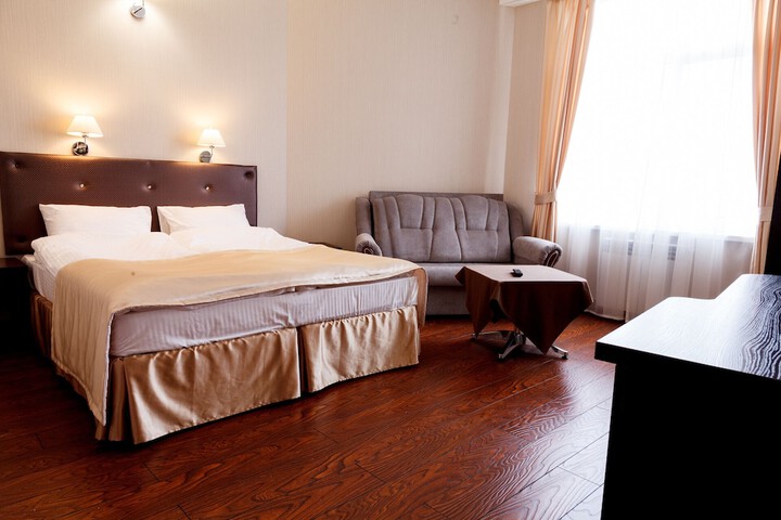 Room 16 of 54