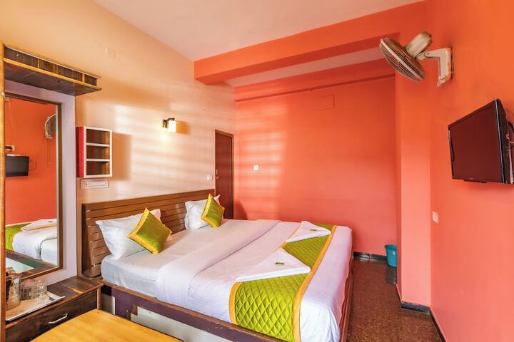 Room 2 of 55
