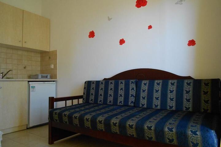 Room 14 of 24