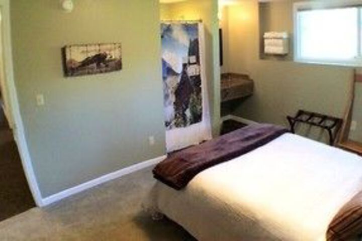 Room 14 of 19