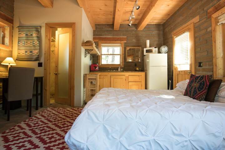 Room 6 of 26