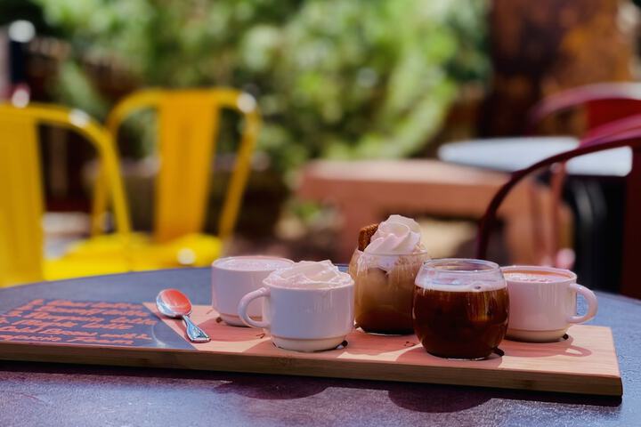 Breakfast/Coffee Service 44 of 77