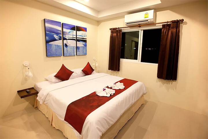 Room 14 of 52