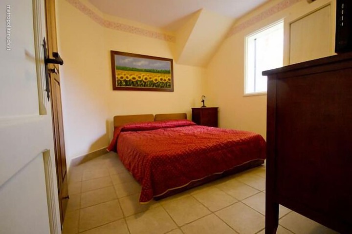 Room 16 of 68