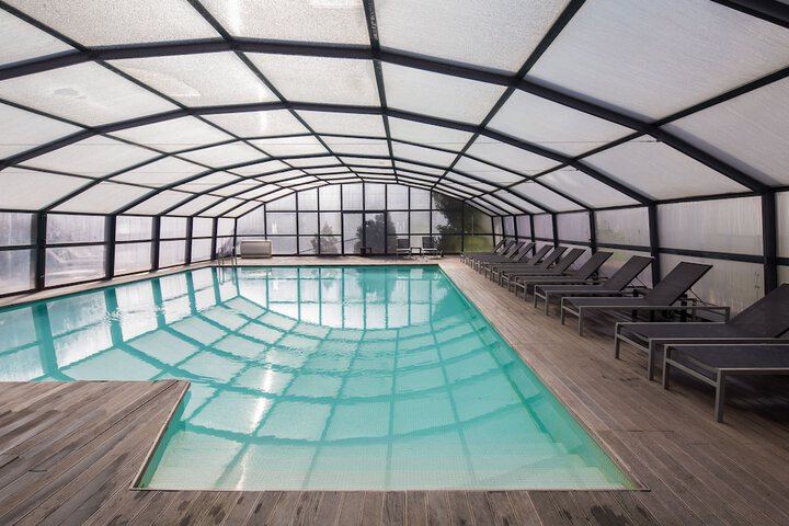 Pool 33 of 122