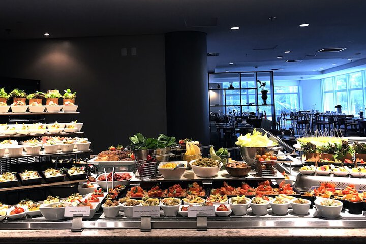 Dining 71 of 130