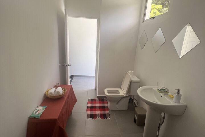 Room 2 of 17
